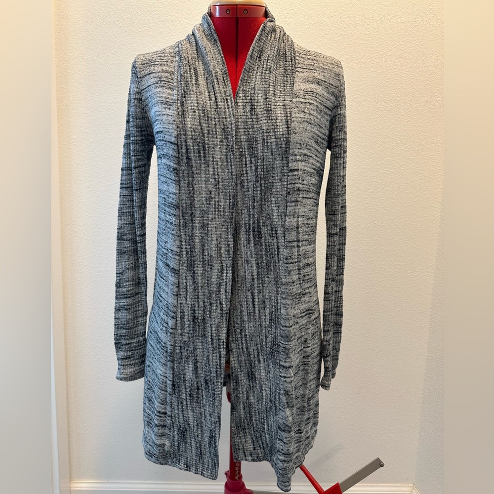 Laila Jayde - Women's Cardigan - White/Black/Gray - Size Extra Small Petite